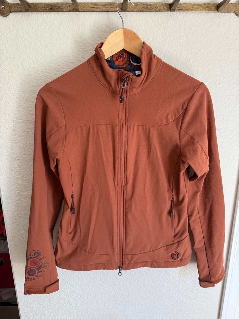 Isis soft shell fitted jacket